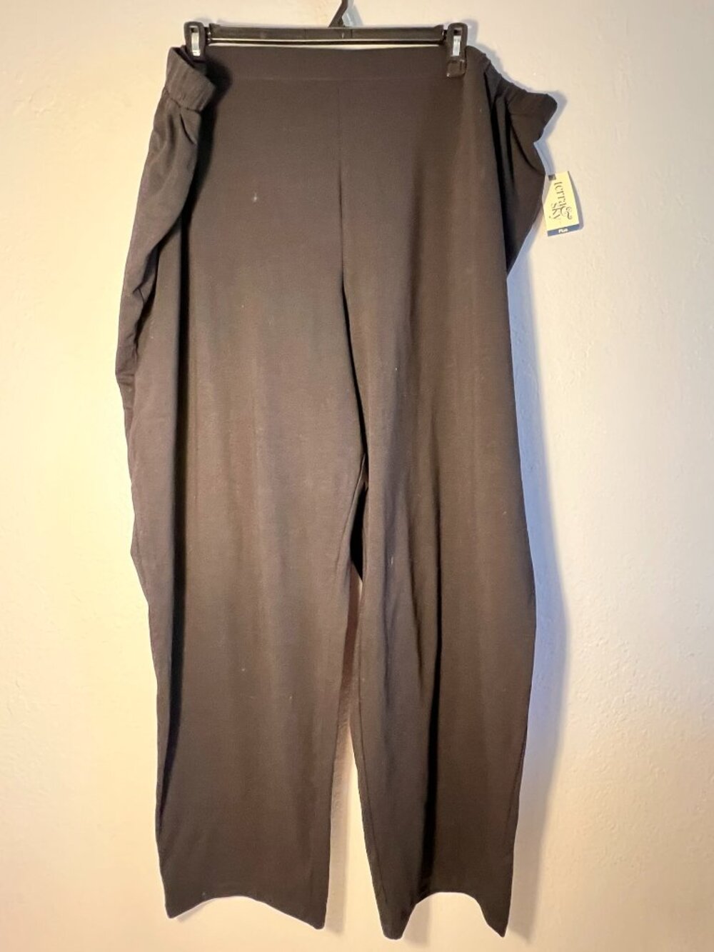 NWT - 4X Terra & Sky Black Slip On Pants Elastic Waist